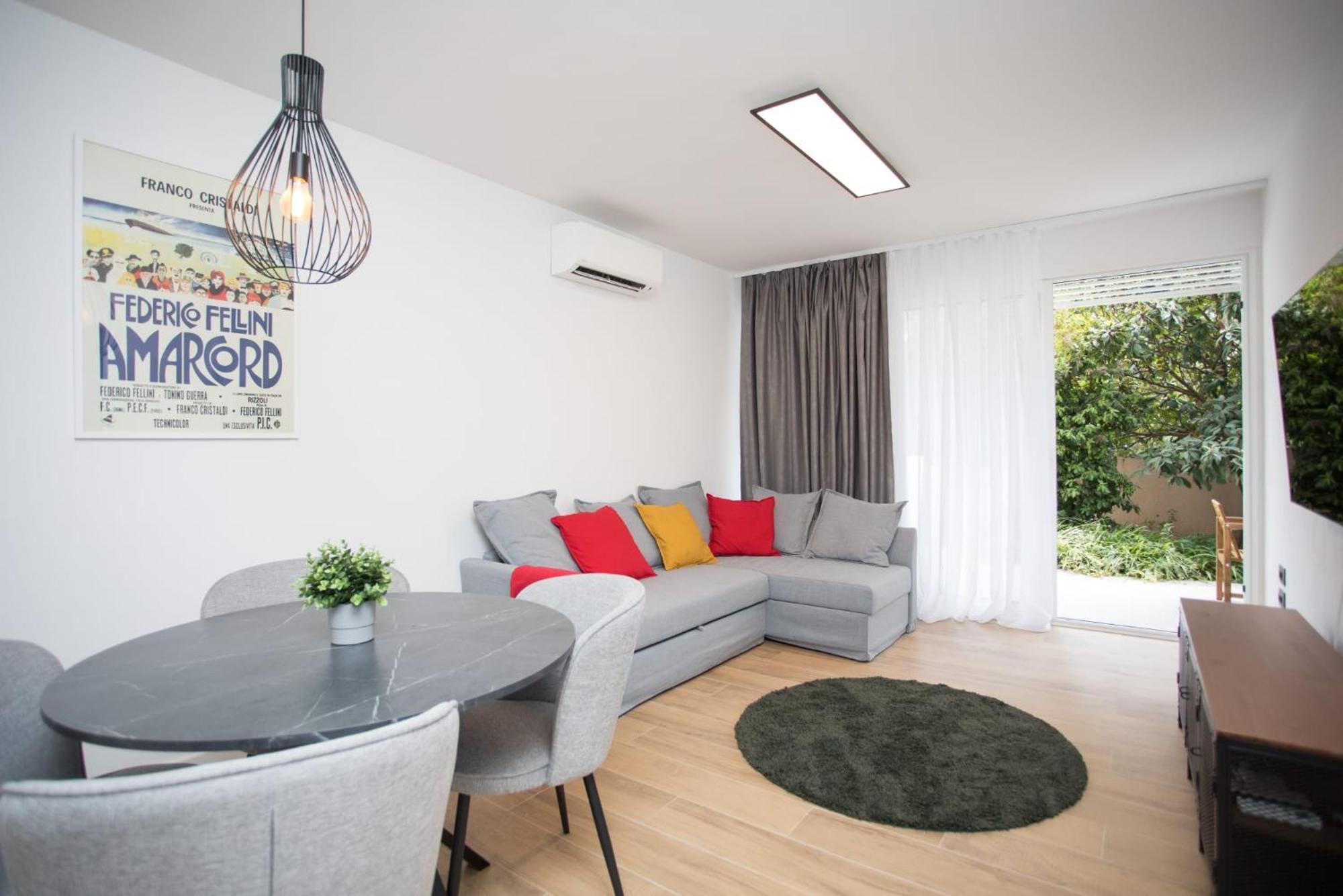 Lumi's Perfect Place Near With Garden & Free Public Parking Сплит